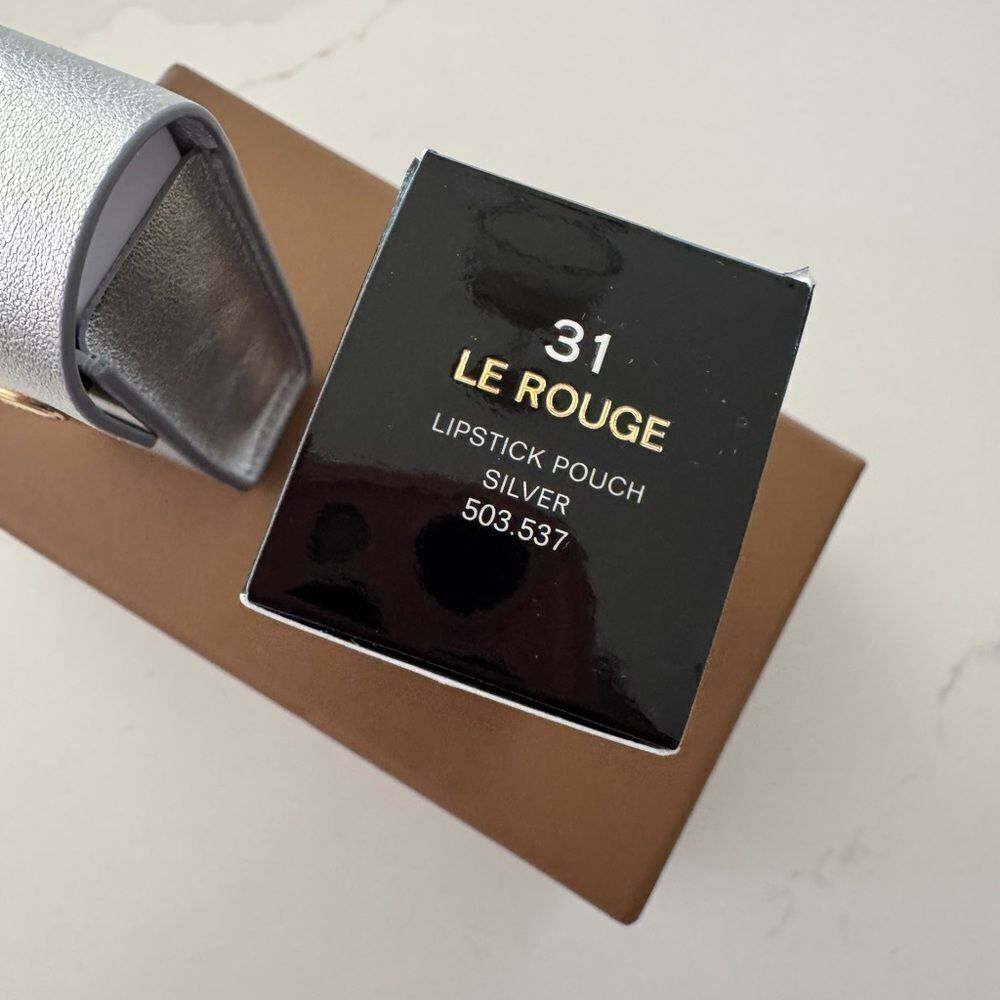 CHANEL LIPSTICK CASE IN SILVER LEATHER - Picture 4 of 8